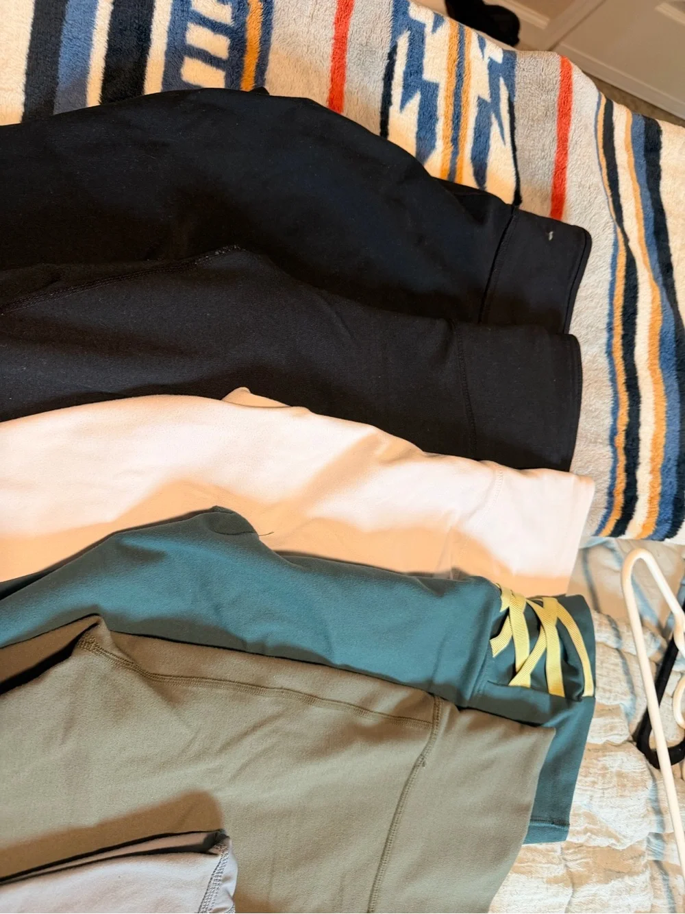 Fabletics Heather Gray Pullover Hoodie and 8 pair leggings mediums - Picture 5 of 8